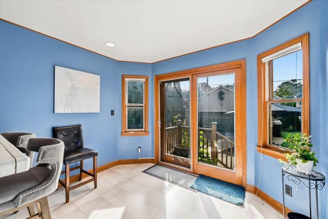 2453 N 66th STREET, Wauwatosa, WI 53213