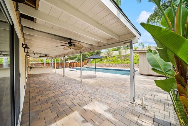 23658 Wooden Horse Trail, Murrieta, CA 92562