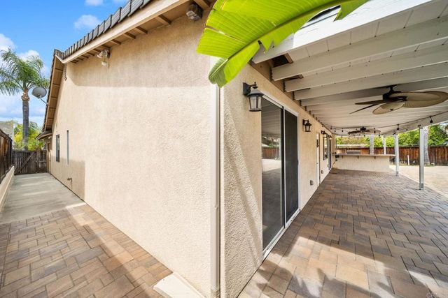 23658 Wooden Horse Trail, Murrieta, CA 92562