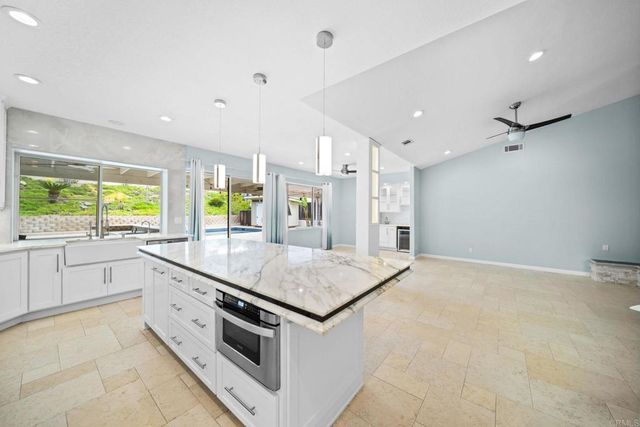 23658 Wooden Horse Trail, Murrieta, CA 92562