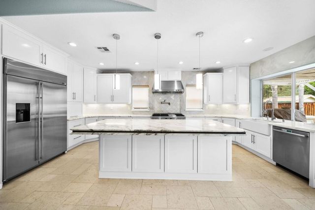 23658 Wooden Horse Trail, Murrieta, CA 92562