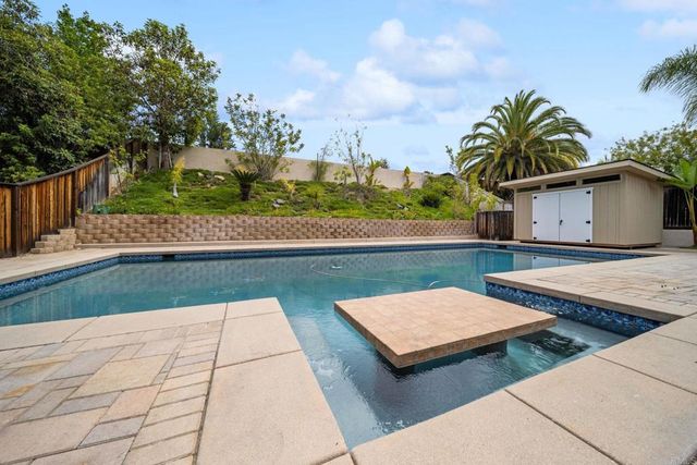 23658 Wooden Horse Trail, Murrieta, CA 92562