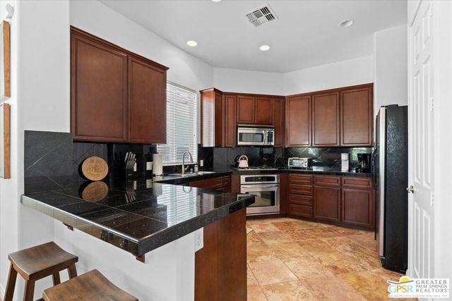 57410 Via Vista Vista, La Quinta, CA 92253