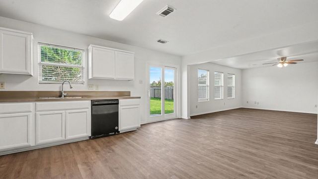 3803 Dogwood Trail, Baytown, TX 77521