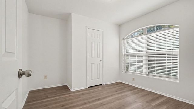 3803 Dogwood Trail, Baytown, TX 77521
