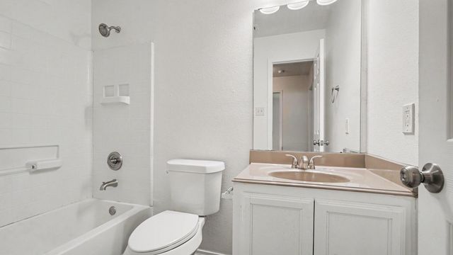 3803 Dogwood Trail, Baytown, TX 77521