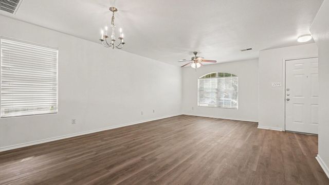 3803 Dogwood Trail, Baytown, TX 77521