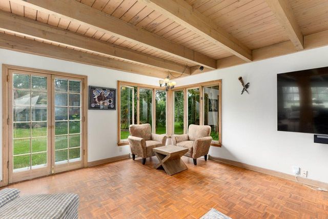 825 Lone Tree ROAD, Elm Grove, WI 53122