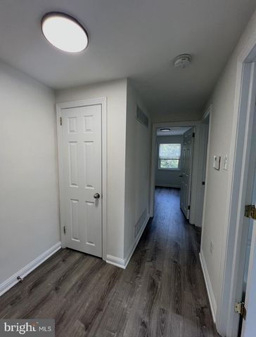 186 CRUM CREEK DR, Woodlyn, PA 19094