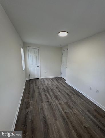 186 CRUM CREEK DR, Woodlyn, PA 19094