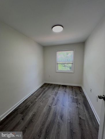 186 CRUM CREEK DR, Woodlyn, PA 19094