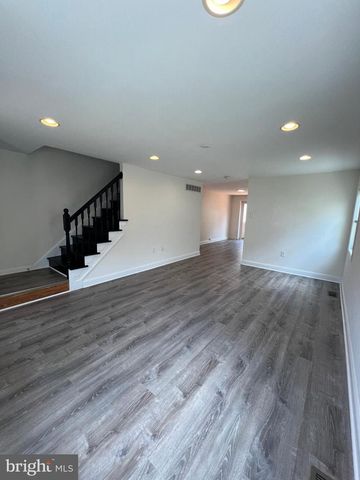 186 CRUM CREEK DR, Woodlyn, PA 19094