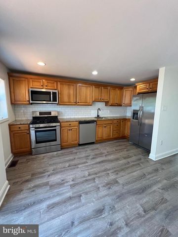 186 CRUM CREEK DR, Woodlyn, PA 19094