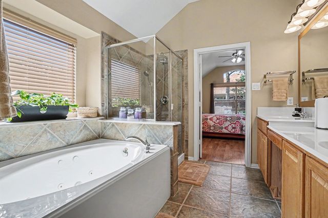 2801 Warwick Drive, Corinth, TX 76210