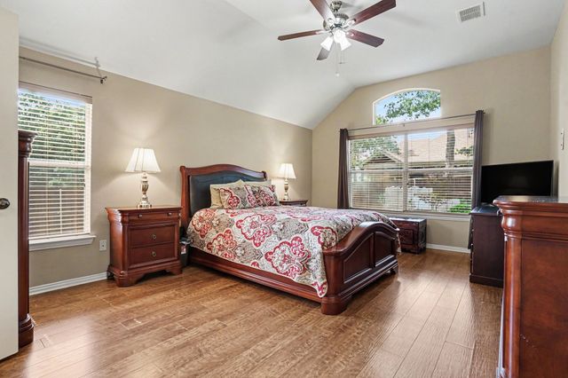 2801 Warwick Drive, Corinth, TX 76210