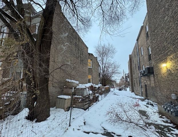 1806 S Homan Avenue, Chicago, IL 60623