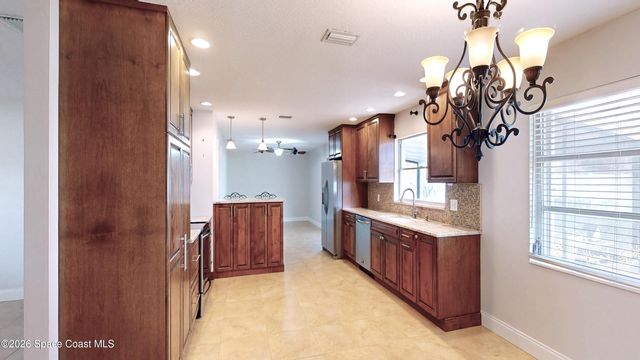 585 Kale Street, Satellite Beach, FL 32937