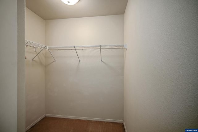1725 Neota St NE, Salem, OR 97301