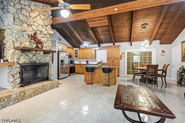 630 1st ST SW, Naples, FL 34117