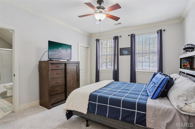 1002 Chesterfield Forest Drive, Wildwood, MO 63005