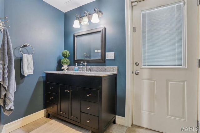 1002 Chesterfield Forest Drive, Wildwood, MO 63005