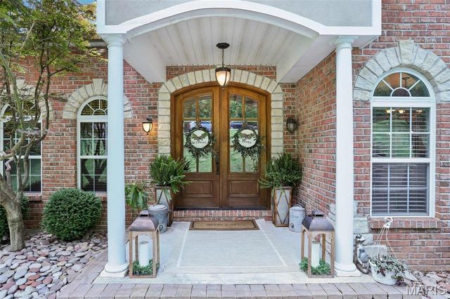 1002 Chesterfield Forest Drive, Wildwood, MO 63005