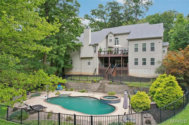 1002 Chesterfield Forest Drive, Wildwood, MO 63005