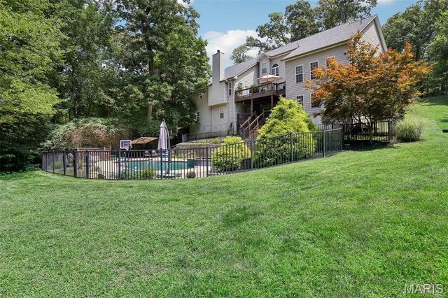 1002 Chesterfield Forest Drive, Wildwood, MO 63005