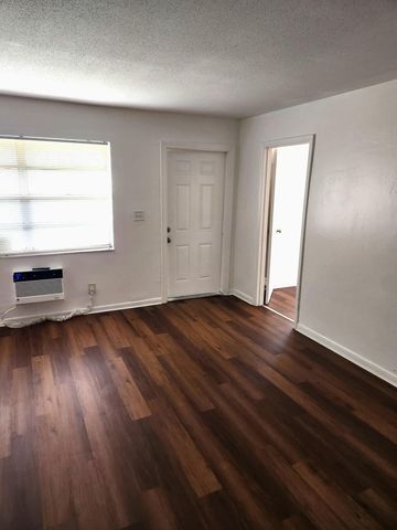5421-5425 NW 15th Court 5425, Lauderhill, FL 33313
