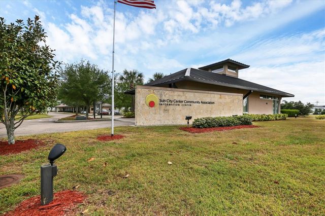 1834 E DEL WEBB BOULEVARD, Sun City Center, FL 33573