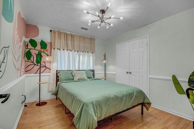 8222 Viny Ridge Drive, Houston, TX 77083