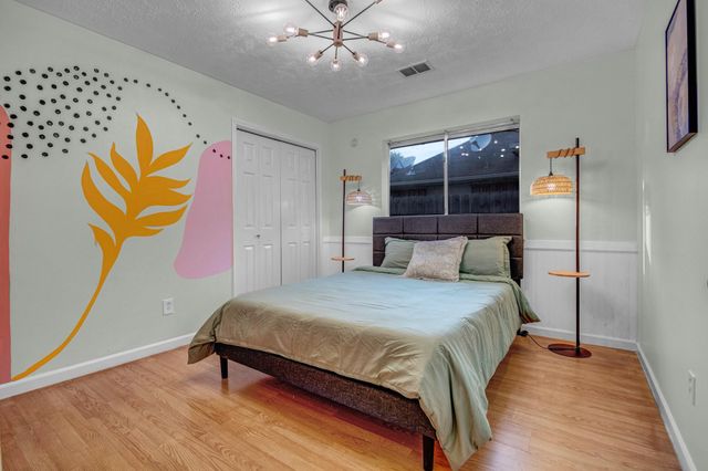 8222 Viny Ridge Drive, Houston, TX 77083