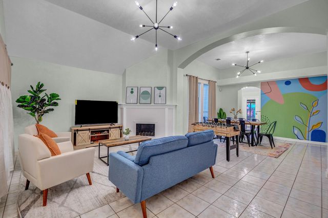 8222 Viny Ridge Drive, Houston, TX 77083