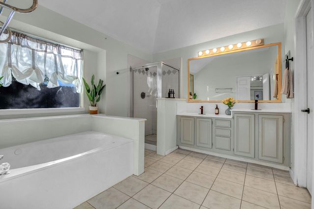 8222 Viny Ridge Drive, Houston, TX 77083