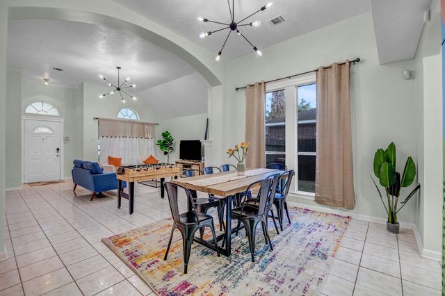 8222 Viny Ridge Drive, Houston, TX 77083