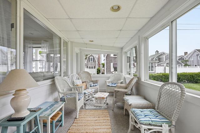 12 Wyndemere Bluffs Road, Harwich Port, MA 02646