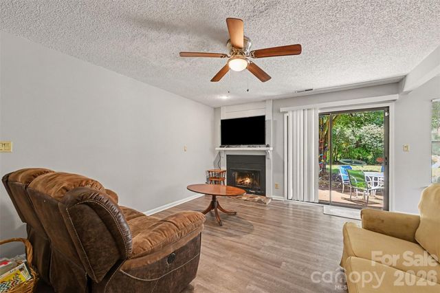 611 Mattingwood Drive, Charlotte, NC 28270