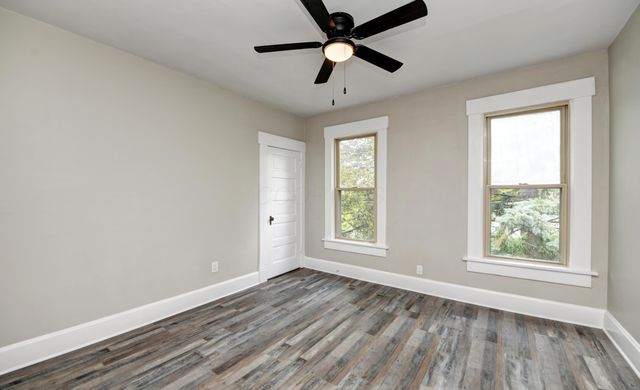 1050 Oak Street, Columbus, OH 43205