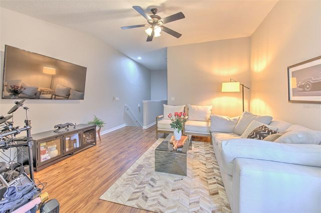 11808 13TH WAY N, St Petersburg, FL 33716