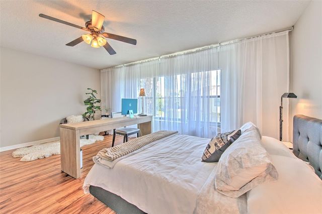 11808 13TH WAY N, St Petersburg, FL 33716