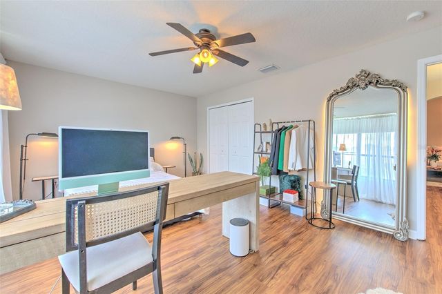 11808 13TH WAY N, St Petersburg, FL 33716