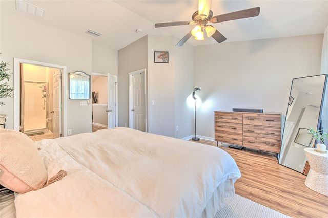 11808 13TH WAY N, St Petersburg, FL 33716