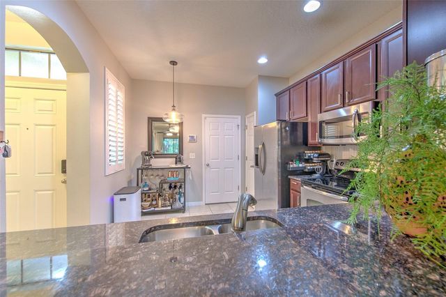 11808 13TH WAY N, St Petersburg, FL 33716