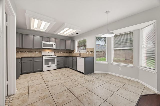 5439 Baslow Drive, Katy, TX 77449