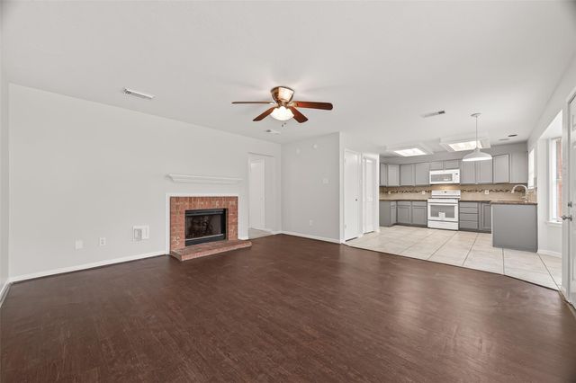 5439 Baslow Drive, Katy, TX 77449