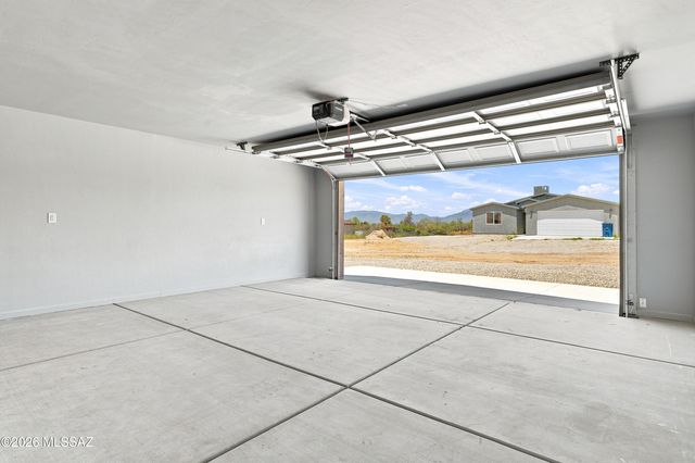 142 S Montgomery Avenue, Corona De Tucson, AZ 85641
