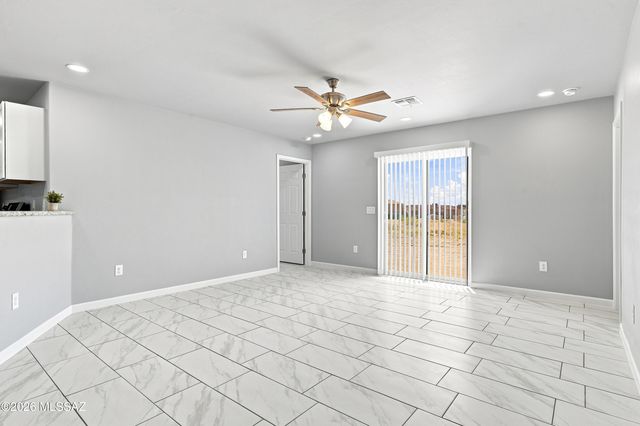142 S Montgomery Avenue, Corona De Tucson, AZ 85641