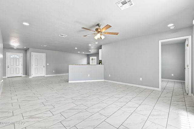 142 S Montgomery Avenue, Corona De Tucson, AZ 85641