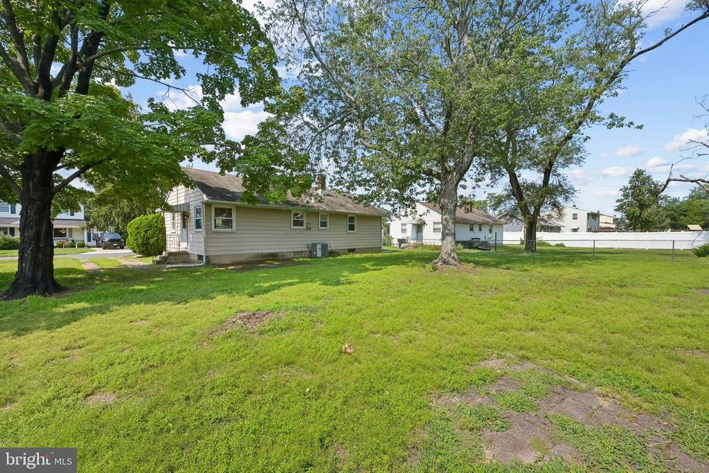 323 JUNIATA AVE, DELRAN, NJ 08075 — photo 4