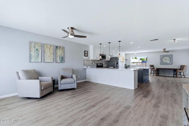 7814 E CYPRESS Street, Scottsdale, AZ 85257